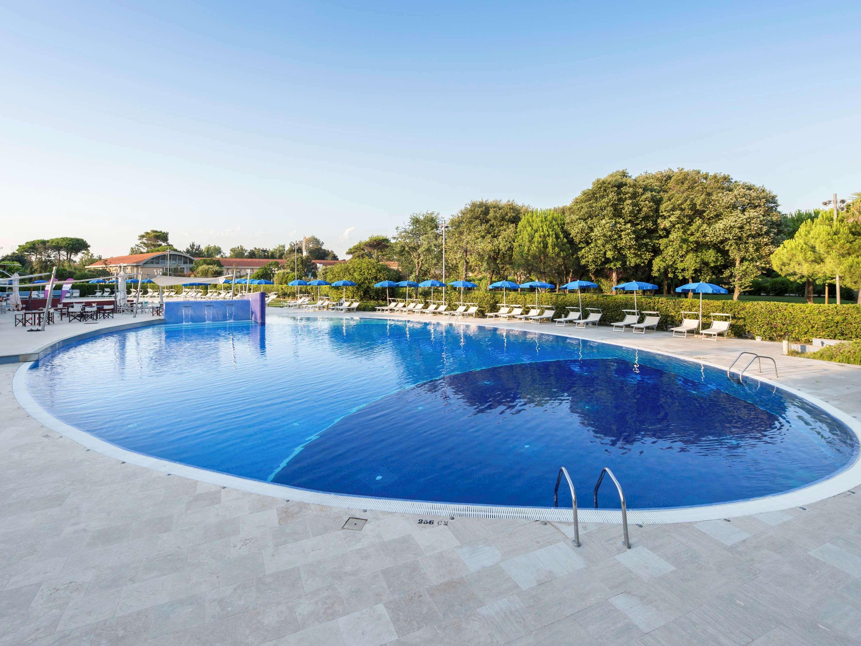 ОТЕЛЬ TH TIRRENIA - GREEN PARK RESORT ТИРРЕНИЯ 4* (Италия) - от 10890 RUB |  NOCHI